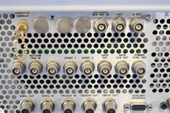 Agilent E4436B /100/UN5/UND ESG-DP Series Signal Generator 250kHz – 3GHz