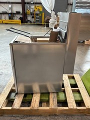|5034| Pitco 45C+S Gas Fryer – (1) 50 lb Vat, Floor Model, Natural Gas
