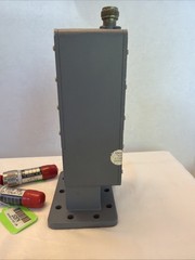 Avantek GaAs FET Amplifier AWC-4215N 3.7-4.2GHz RF Microwave 3 Plugs