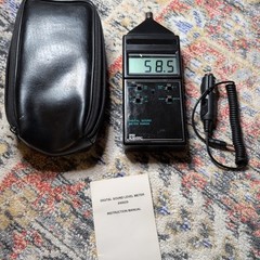SPER SCIENTIFIC DIGITAL SOUND METER 840029 Bundle