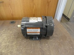 WEG Explosion Proof Motor .7536XS3E56C 0.75/0.50HP 3600RPM 60/50Hz Used