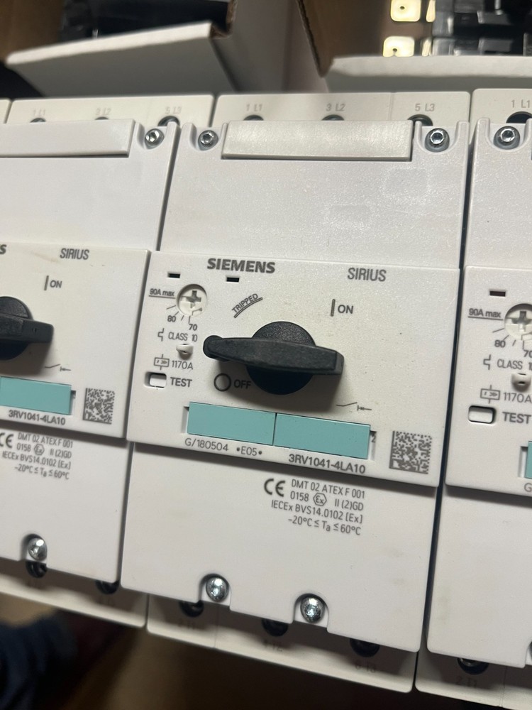 Siemens 3RV1041-4LA10 SIRIUS Motor Protection Circuit Breaker 80A 690V New