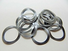 1 – 1/32 ” WAVE SHIM WASHERS