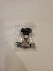 Parker 4A-V4lr-Ss Needle Valve,Straight,316 Ss,1/4 In.