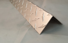 Aluminum Diamond Plate Brake Shape Angle Corner Guard 0.063″ 1.5″ x 1.5″ x 24″