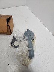 Allen-Bradley Z-33898 Disconnect Handle for 1492R 30A & 60A *NOS*