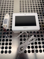 Honeywell Home PROA7PLUS ProSeries 7″ All-in-One Touchscreen Alarm Panel WiFi