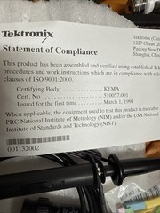 TEKTRONIX P2220 OSCILLOSCOPE PROBE PASSIVE 200 MHZ 300 V W/accessories NEW