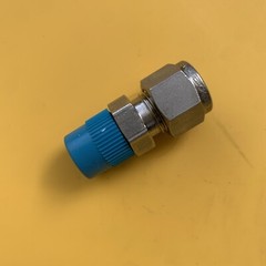 Swagelok SS-600-1-4 Tube Fitting Male Connector 3/8″ Tube x 1/4″ Male NPT