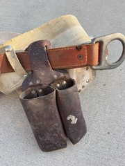 Klein Tools Lineman Safety Belt Model 5480 Size Medium READ Smoke