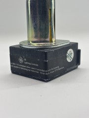 GE RR9 Lighting Relay W/ ISOLATED PILOT 24 VAC COIL 125/277 VAC 30 AMP UL Listed