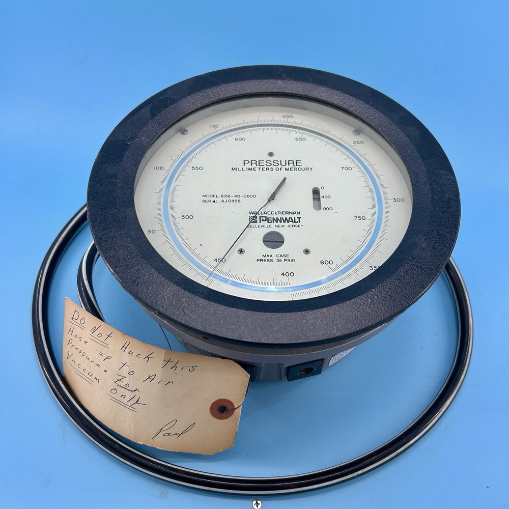 8.5″ Wallace & Tiernan 62B-4D-0800 Millimeters of Mercury Pressure Gauge