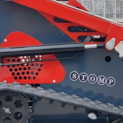 Brand New TYPHON STOMP 505 1,764lbs Skid Steer Loader 13.5hp B&S Gas USA Engine