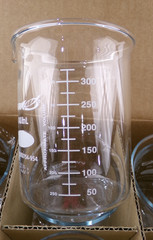 Box of 12 Avantor VWR Low Form Griffin Beakers, 400ml, # 10754-954, New S7
