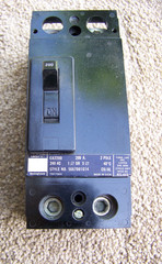 Westinghouse electrical breaker CA2200 No 5667D81G14 2 Pole 200A BRAND NEW