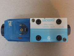 VICKERS Directional Control Valve DG5V72AEU2B80JA484 Used #34068