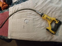 DEWALT DCE531 PENCIL VIBRATOR 20 Volt Concrete Masonry Construction Tools