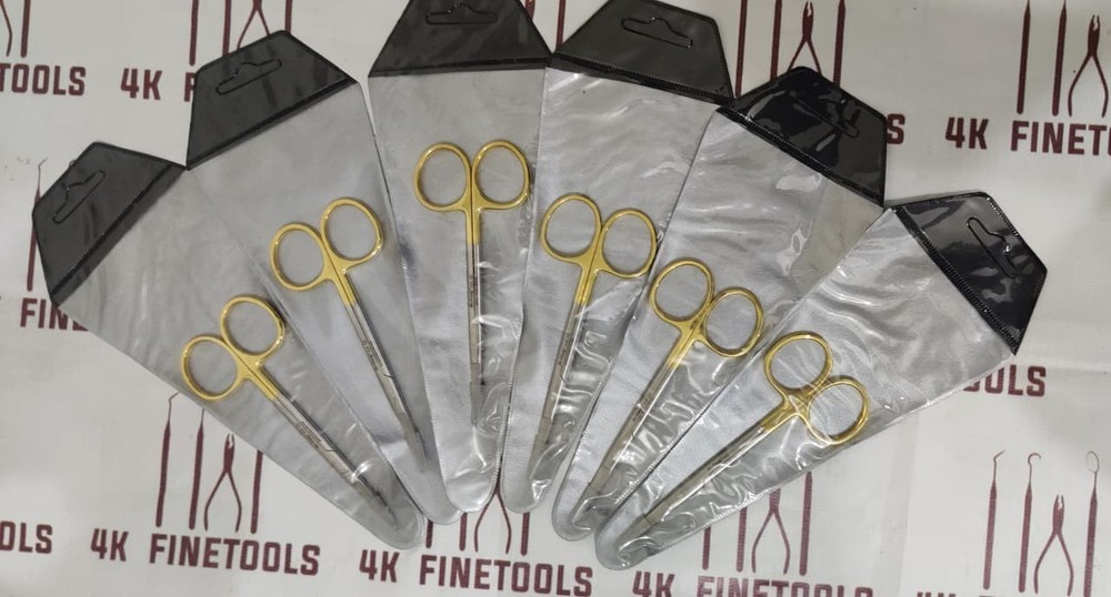 Hu-Friedy S18 Iris curved scissors Brand new 6 pieces #18 iris curved 4.5