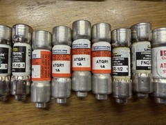 Lot of 39 Bussmann Ferraz Shawmut Littelfuse Class CC Time Delay Fuses Mixed