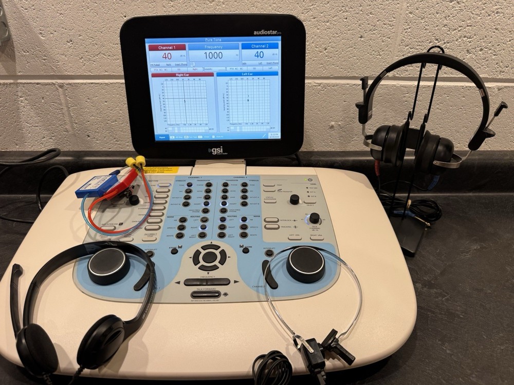 GSI Audiostar PRO (Headphones & Inserts) Audiometer w/ NEW Calibration Cert.