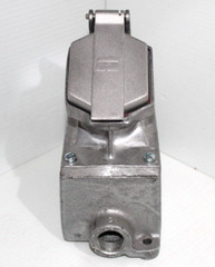 ⭐NEW⭐ EATON CROUSE HINDS ENR21201 EXPLOSION PROOF 20-Amp 120Vac 20A RECEPTACLE