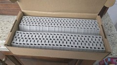 BRAND NEW IN BOX (50 PACK) EATON XBAES35C ES35C-1 END STOP DIN RAIL MOUNT