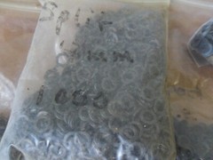 3.10 Lbs Lot Spring Washers & Split Lock Washers ( 4000+- Pieces ) As Pictured