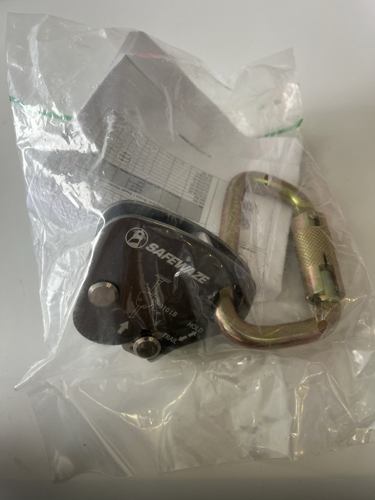 SafeWaze SW-EX8000K Fall Arrester for 7/16 in Kernmantle Rope w/ Carabiner