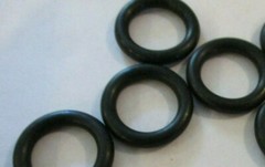 208 O-ring 5/8″ ID x 7/8″ OD x 1/8″ thick. Buna-70. Quan 5.