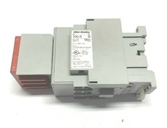 NEW ALLEN BRADLEY 100S-C37KP14C GUARDMASTER SAFETY RELAY CONTACTOR, SER. B
