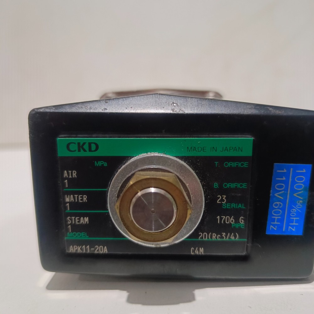 CKD APK11-20A Solenoid Valve 100/110v New