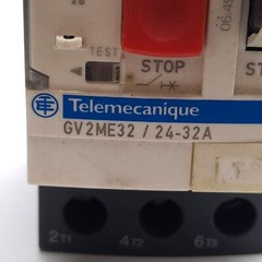 Telemecanique GV2ME32/24-32A Manual Motor Starter Circuit Breaker, 3-Pole