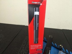 #bf265 NEW Snap On Tools ECFLG032 425 Lumens Rechargeable Light 90 swivel head