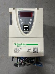 Schneider Electric Altivar 71 ATV71HU15N4 Variable Speed Drive 3-Phase 2HP
