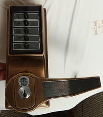Simplex LR-1021-S-05-41 Push Button Lock, Entry, Key Override, Schlage Keyway.