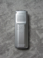 Olympus VN-5000 Digital Voice Recorder 512MB