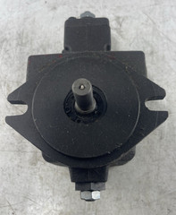 New Hyvair Vane Pump PCV5-1K-2AK-1 0.66 Cu. In. Displ. CW Rotation Fast Shipping