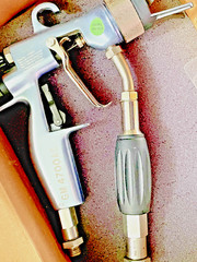 AIR-ASSIST AIRLESS GUN NIB 413 TIP Wagner KREMLIN, BINKS
