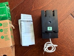 Square D HOM2175SB Homeline 120/240 V Surge Protector