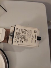 SQUARE D 9050JCK27V20 Time Delay Relay, 120VAC, 10A, DPDT, 0.3-30 Min., Ser.H