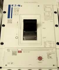 EATON PDG33M0600TFAJ 3 Pole 600 AMP Type PDG3 POWER DEFENSE Circuit Breaker