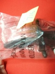BRAND NEW CELEBRITY COSMETOLOGY BUDGET MANNEQUIN HEAD 4 OZ CLAMP/STAND/HOLDER