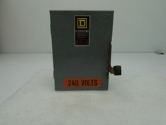 SQUARE D 30 AMP SINGLE THROW SAFETY SWITCH 240 VAC SERIES E2 DU321 KZ216