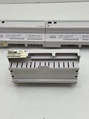 SCHNEIDER ELECTRIC TAC XENTA 301/N/P PROGRAMMABLE CONTROLLER 007300092 XENTA 301