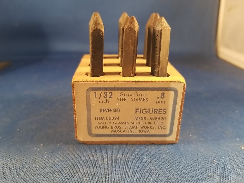 Gruv-Grip 1/8″(.8mm)Steel Letter Stamps A-Z 27 Stamps Young Bros. 00274 REVERSE