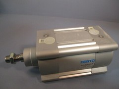 FESTO DOUBLE ACTING AIR CYLINDER 100 MM BORE 50 MM STROKE DSBC-100-50-PPVA-N3