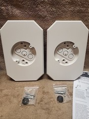 Set of 2: 1/2″ Double Lap Siding Mounting Kit. White. 8141DBL
