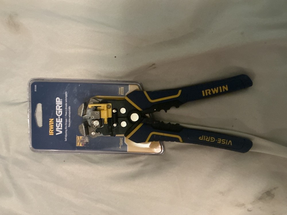 IRWIN (2078300) SELF-ADJUSTING WIRE STRIPPER