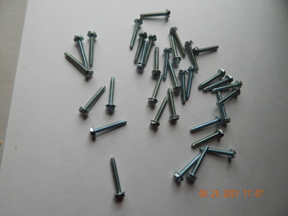 HEX WASHER HEAD THREAD CUTTING SCREWS TYPE F 10/24 x 1 1/2″ ZINC 35 PCS. NEW