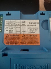 Honeywell RM7895 A 1014 Burner Control Complete System Tested Working